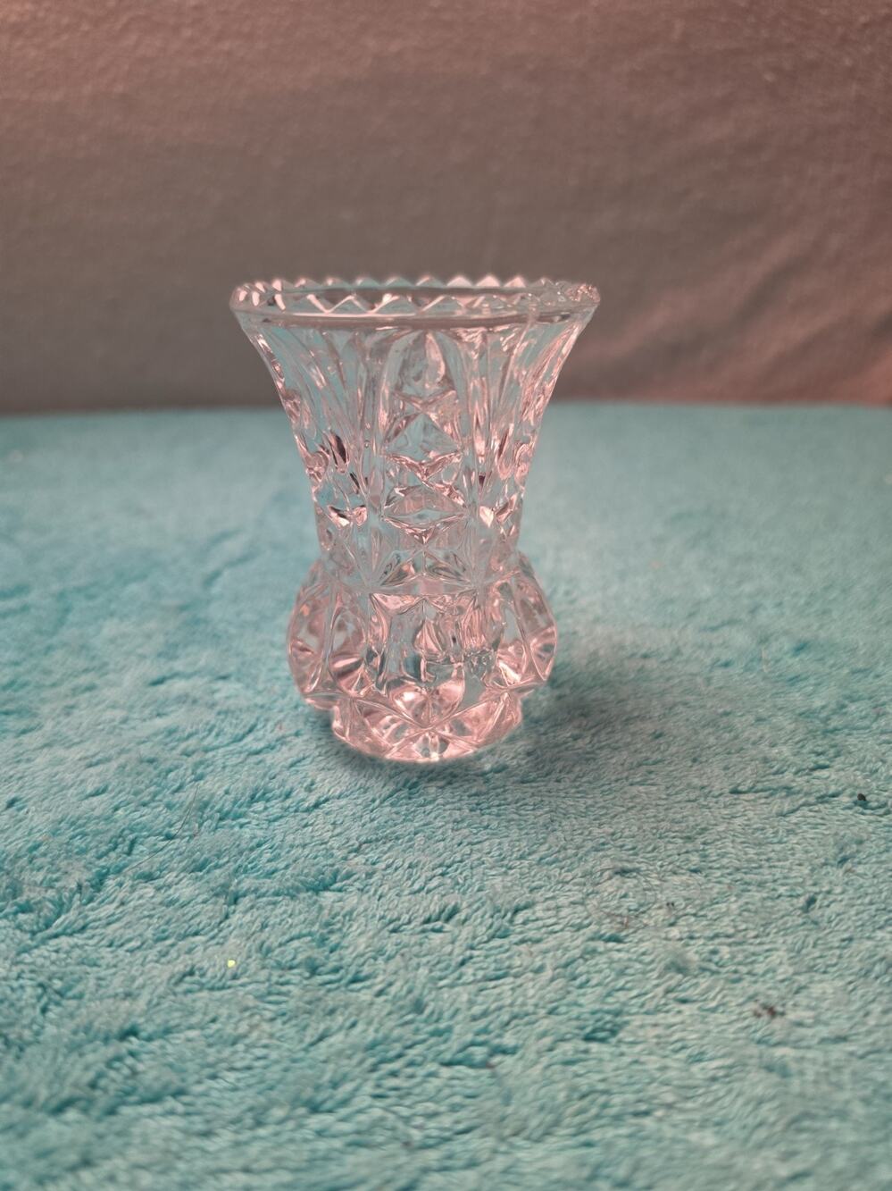 Vintage 24% Lead Crystal 4" Bud Vase Toothpick Holder Diamond Cut Taiwan Vtg